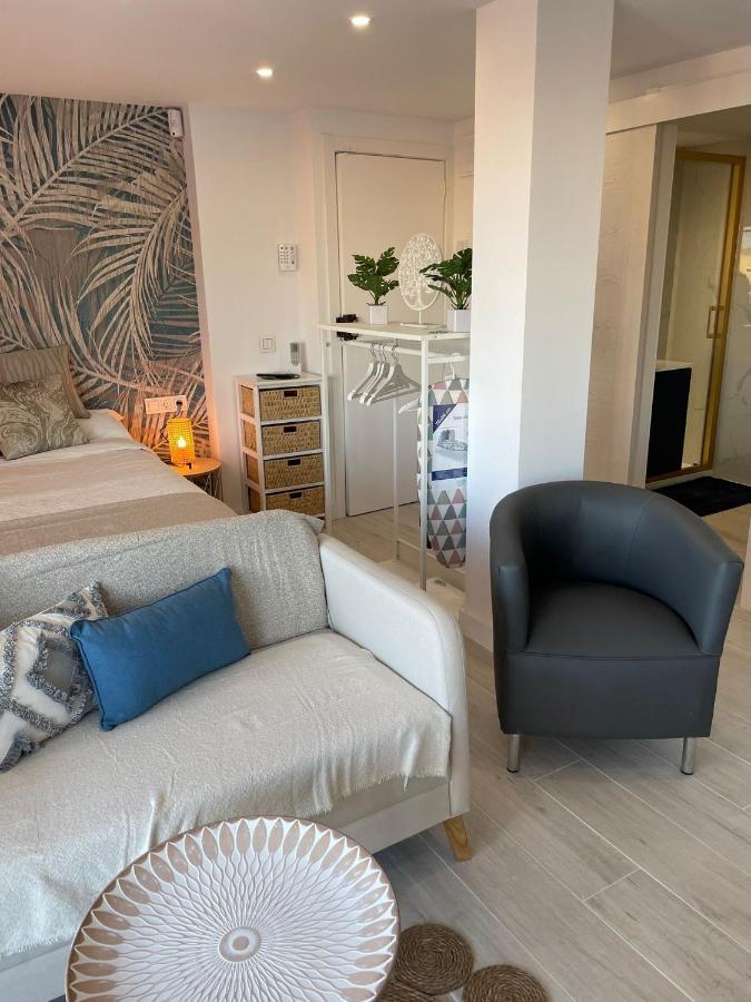 Apartamento Tres Banderas Estepona Exterior photo